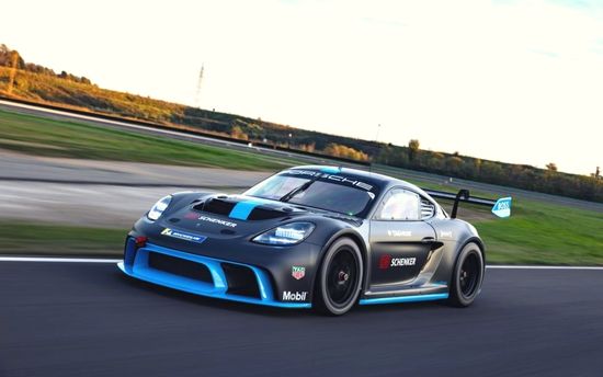 Porsche cayman gt4