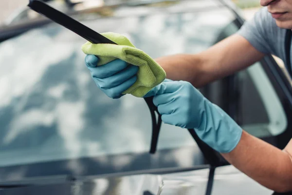 How Often Do Your Windshield Wipers Need Replacement?