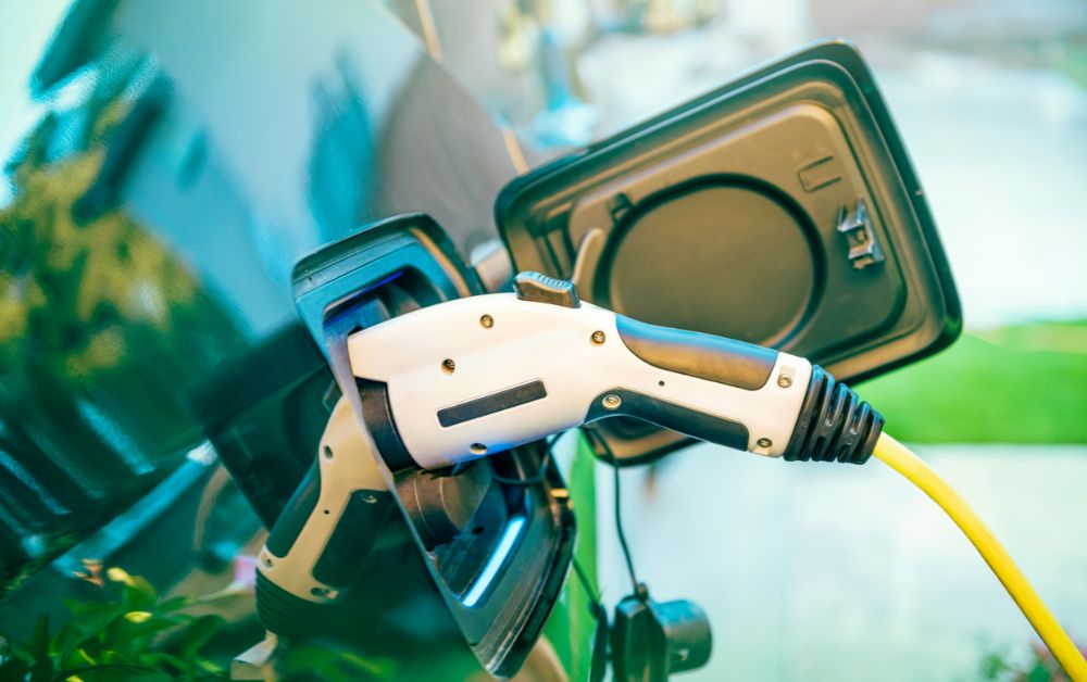 Who Invented Electric Vehicles