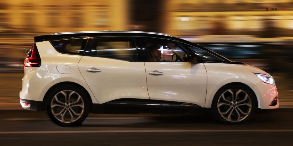 Why minivans are better than suvs