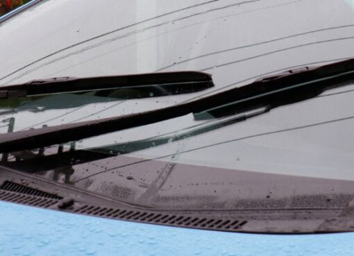 Why windshield wipers squeak